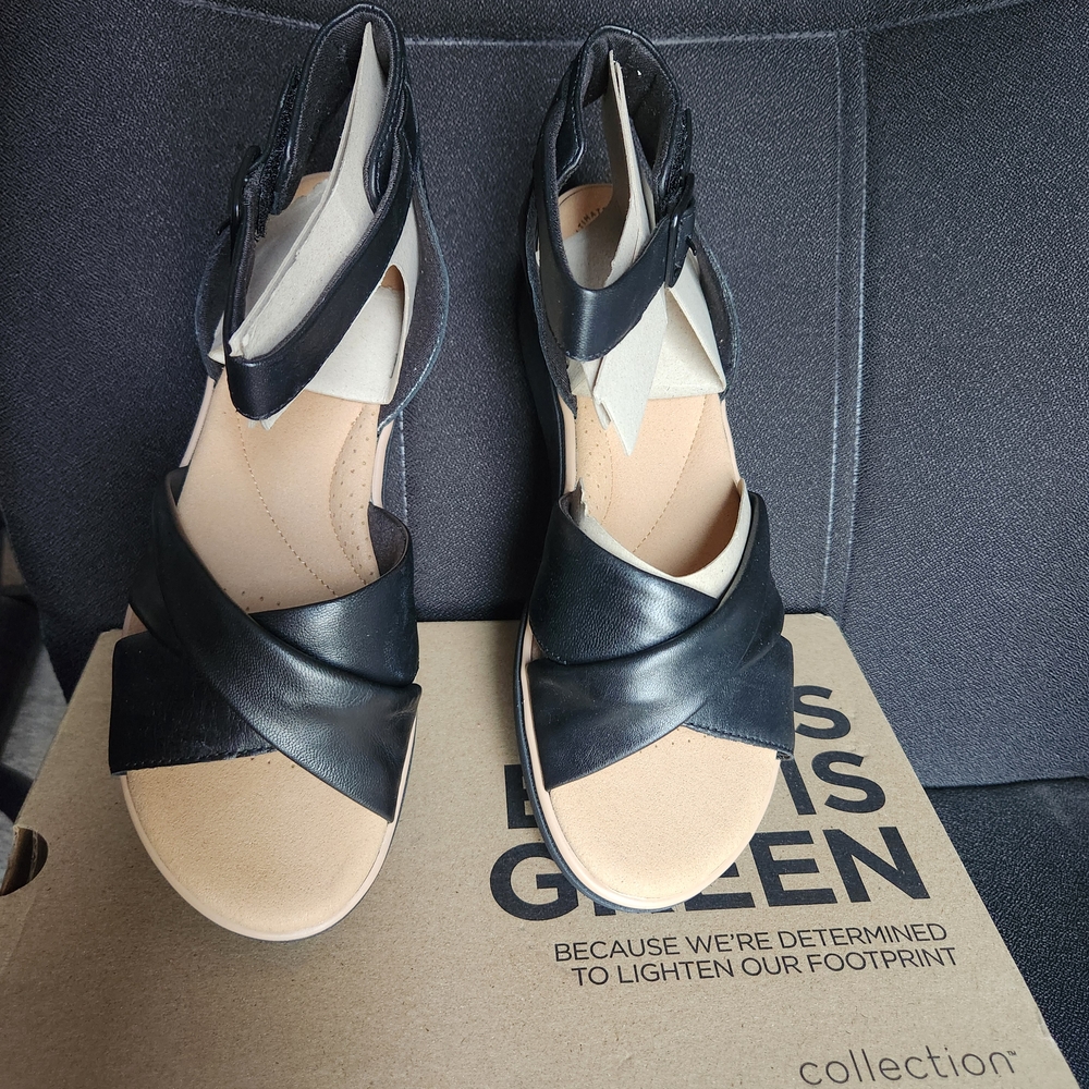 Clarks Black and Tan Women's Sandals